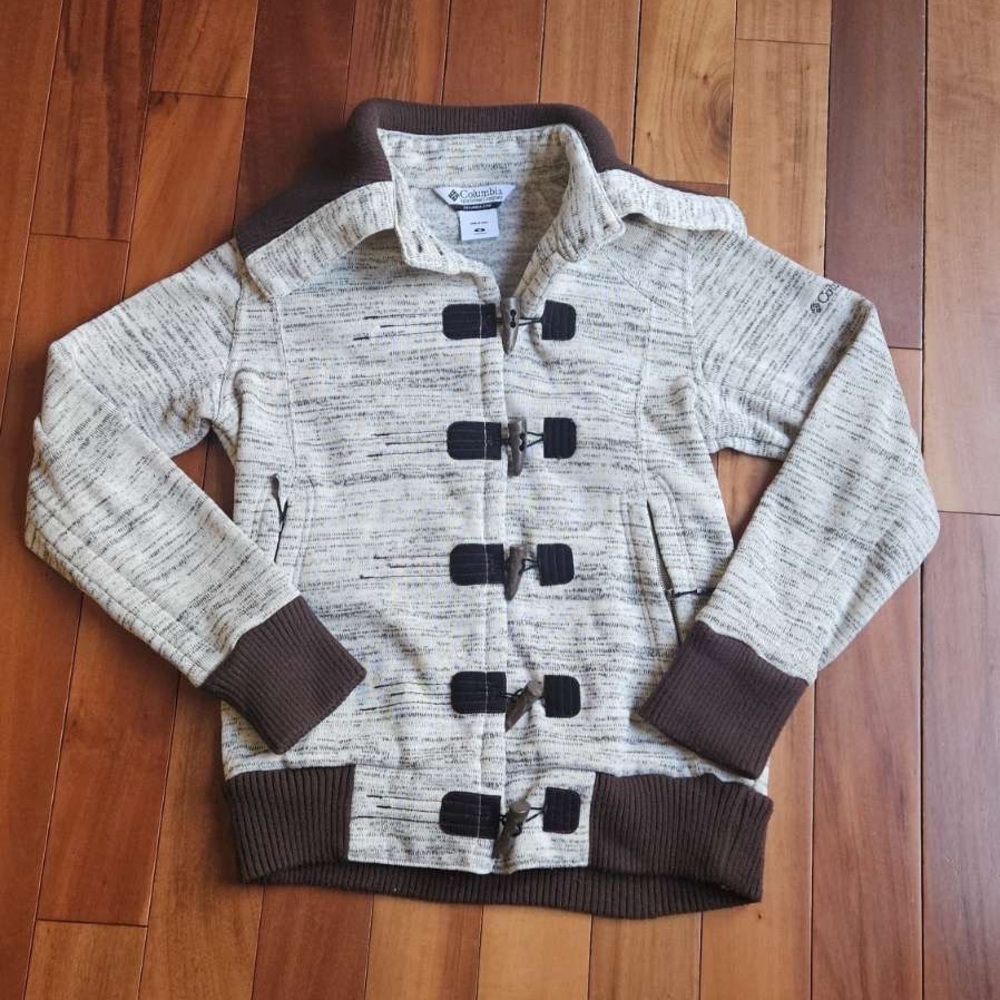 Vintage Y2K Women’s Columbia Outdoor Sweater